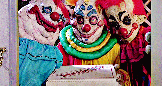 killer klowns gif