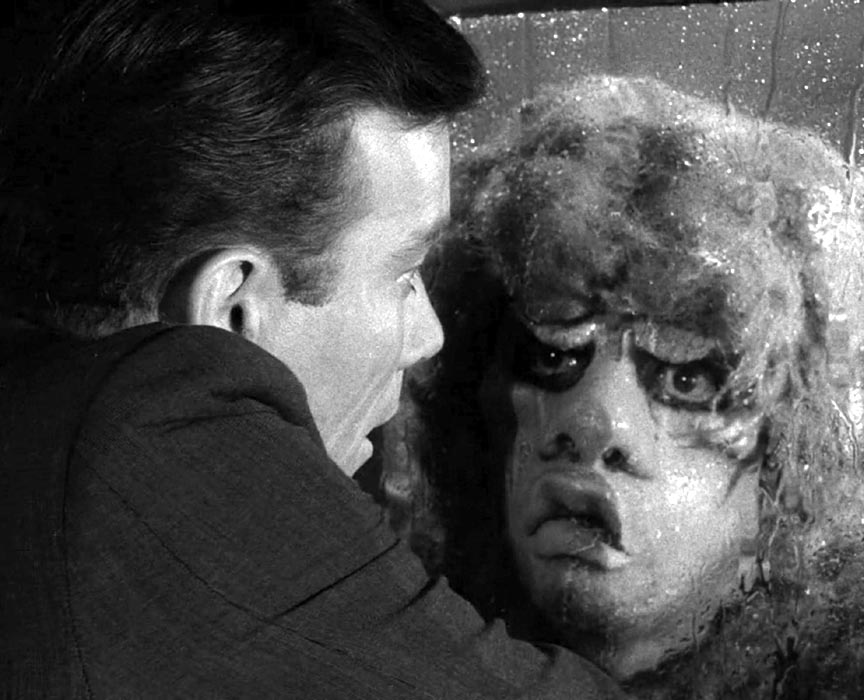 Nightmare at 20,000 Feet – The Twilight&nbsp;Zone