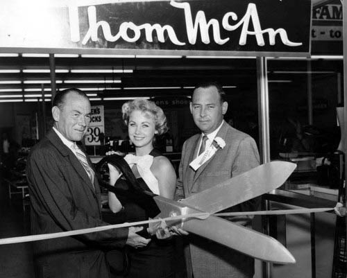 Thom McAn