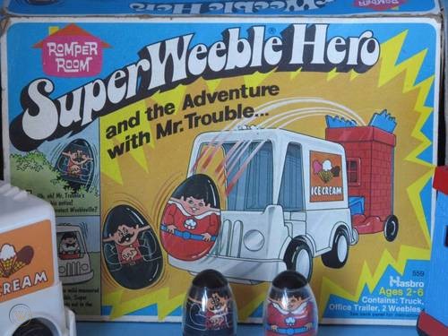 Super Weebles Hero