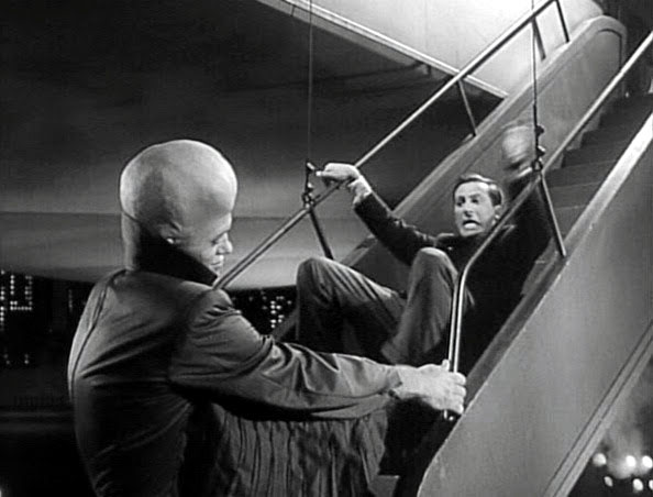 To Serve man - Twilight Zone