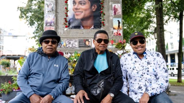 tito jackson and brothers
